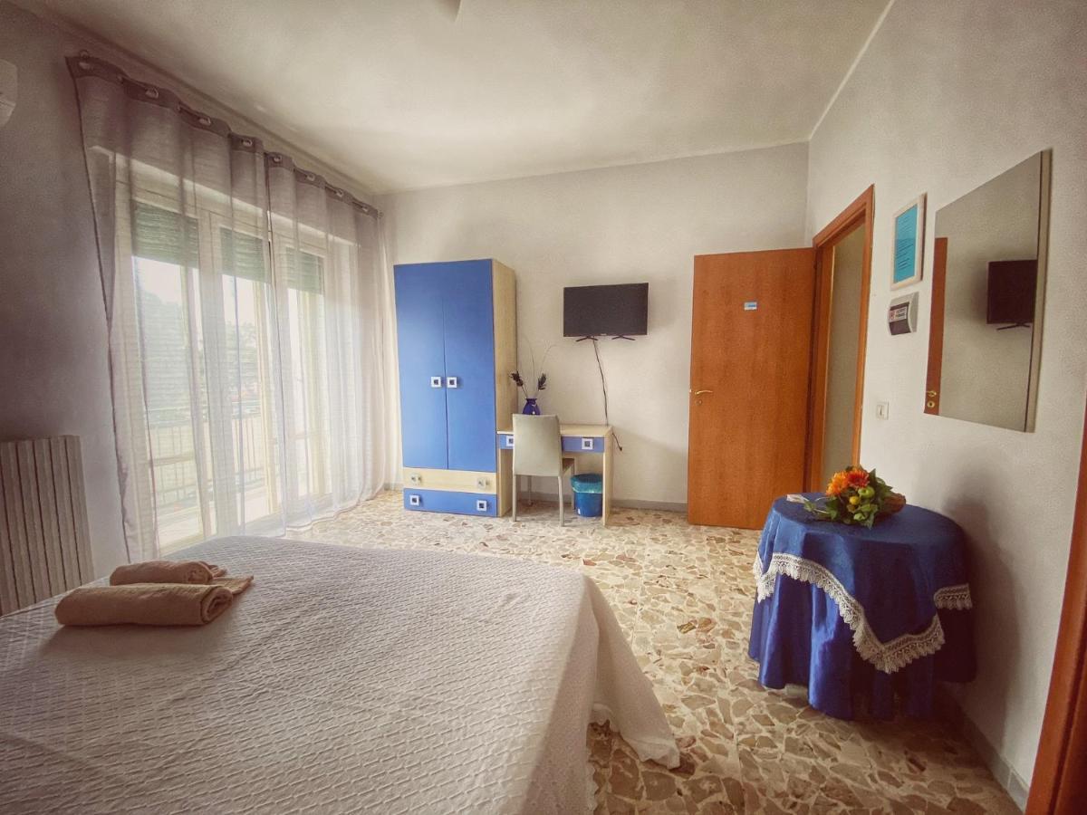 Bed and Breakfast La Pietra Preziosa Crotone Zewnętrze zdjęcie